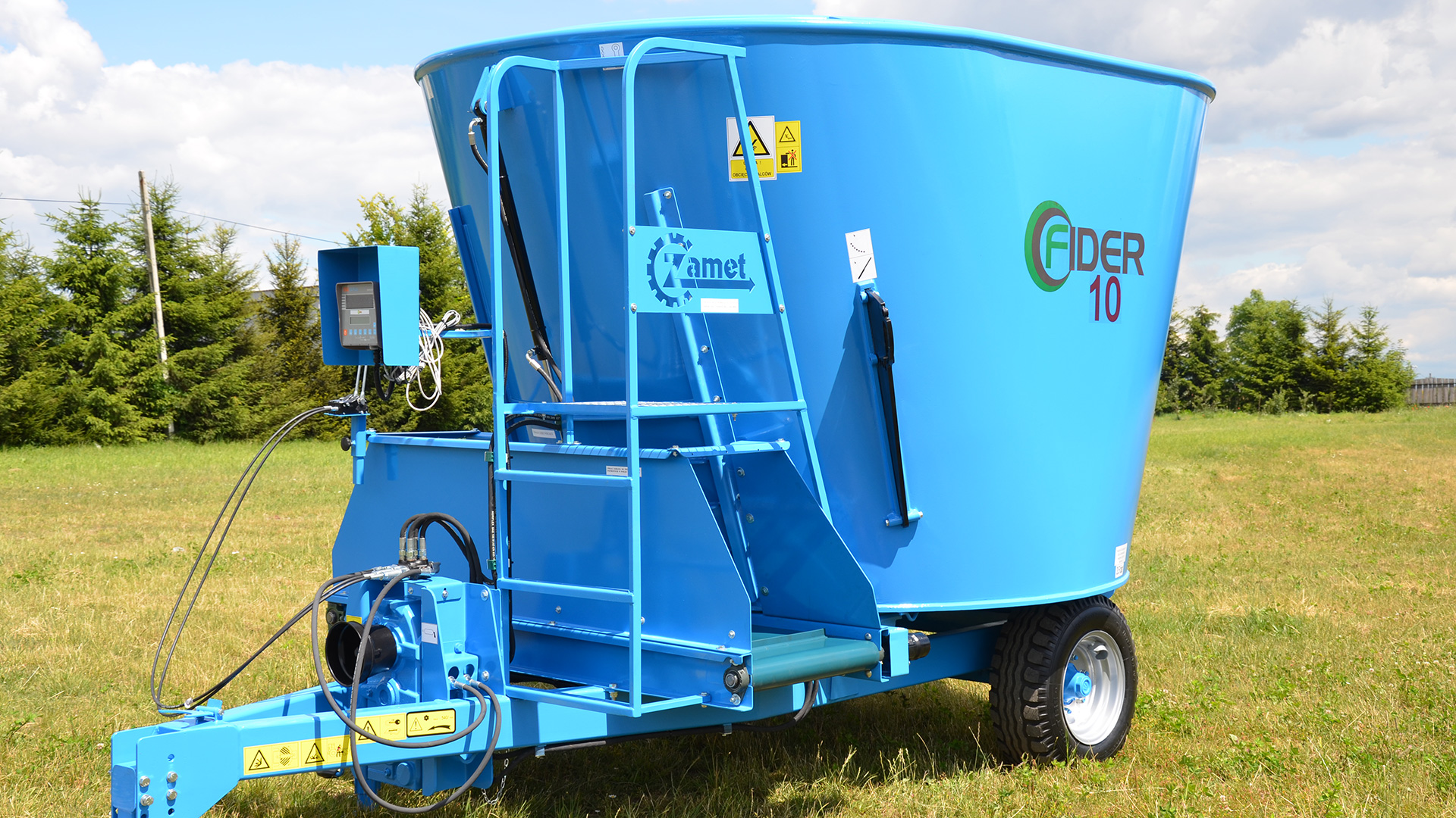 الآلات الزراعية، آلة رش كومة التل، قطع الأعلاف بولندا
