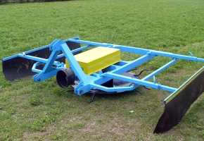 الآلات الزراعية، آلة رش كومة التل، قطع الأعلاف بولندا
